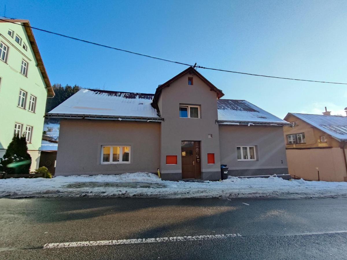 Apartmany Na Ceste Desná Exterior foto
